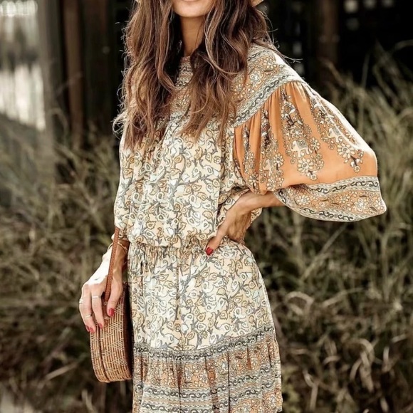 💕Sale💕Zara blouse - Picture 6 of 15